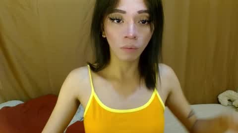 Snapshot of hugecock_caraxx chatting on January 16, 2025, 4:28 am Cara online show from January 16, 2025, 4:28 am