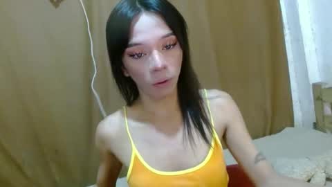 Snapshot of hugecock_caraxx chatting on October 19, 2025, 2:23 am Cara online show from October 19, 2025, 2:23 am
