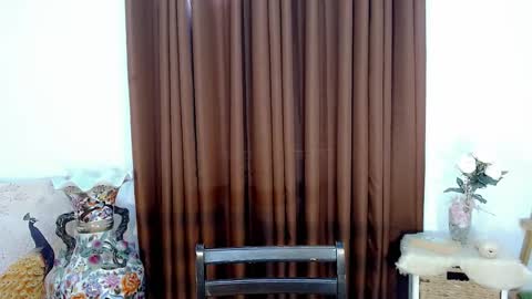 nathalie online show from September 28, 2025, 8:31 am