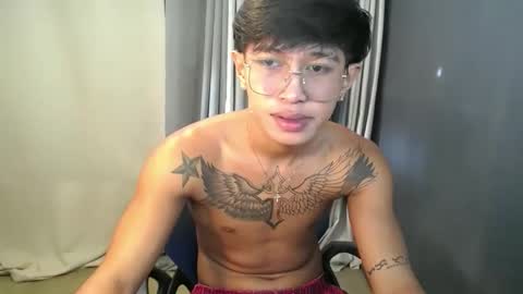 Snapshot of hugecockchristian chatting on September 19, 2025, 11:05 pm hugecockchristian online show from September 19, 2025, 11:05 pm