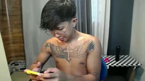 Snapshot of hugecockchristian chatting on October 26, 2025, 5:24 am hugecockchristian online show from October 26, 2025, 5:24 am