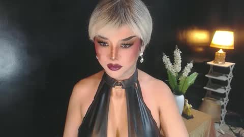 Snapshot of hugecockchristine chatting on May 19, 2026, 6:03 pm Christine online show from May 19, 2026, 6:03 pm