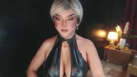 Snapshot of hugecockchristine chatting on May 24, 2026, 1:49 pm Christine online show from May 24, 2026, 1:49 pm