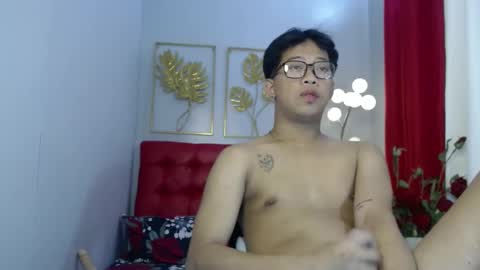 hugecockmiro online show from February 5, 2025, 7:07 am