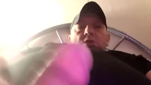 Snapshot of hugecummer10 chatting on January 12, 2026, 1:55 am hugecummer10 online show from January 12, 2026, 1:55 am