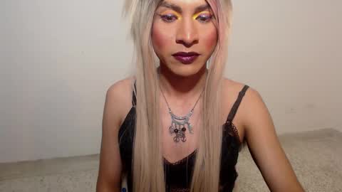 Danezka online show from December 23, 2025, 6:11 am