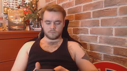 Snapshot of hugo__brad chatting on January 13, 2025, 6:38 pm Hugo online show from January 13, 2025, 6:38 pm