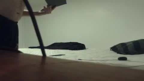 Snapshot of hugobergeron chatting on December 29, 2024, 2:38 am HugoBergeron82 online show from December 29, 2024, 2:38 am