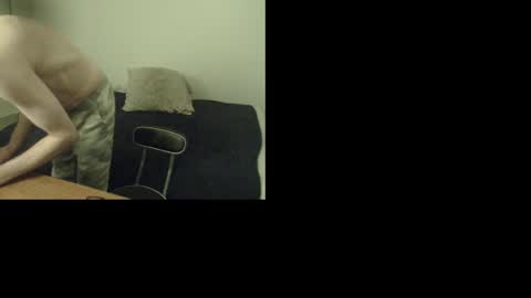 Snapshot of hugobergeron chatting on March 4, 2025, 2:32 pm HugoBergeron82 online show from March 4, 2025, 2:32 pm