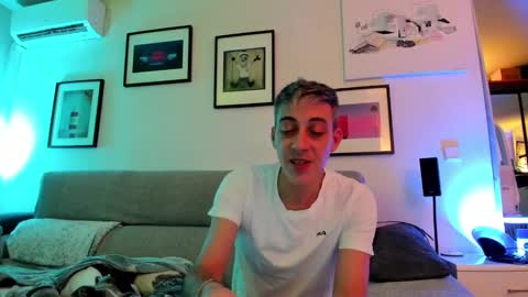 Hugo online show from December 1, 2024, 8:31 pm