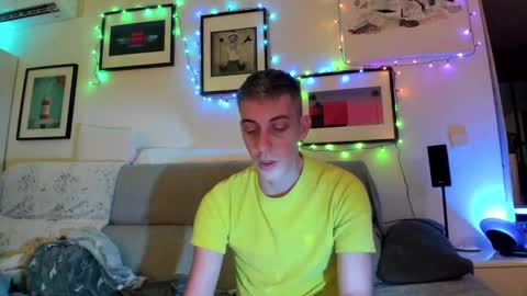 Hugo online show from December 15, 2024, 10:04 pm