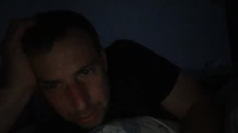 huhu7710 online show from April 10, 2026, 8:35 pm