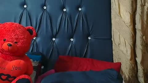 Snapshot of humongoustitss500929 chatting on October 7, 2025, 4:37 pm humongoustitss500929 online show from October 7, 2025, 4:37 pm