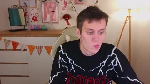 Snapshot of hun1er_steele chatting on October 26, 2025, 4:13 pm Hunter steele online show from October 26, 2025, 4:13 pm