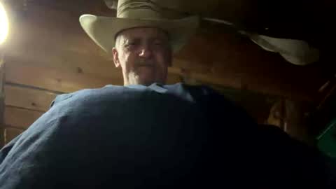 hung34u online show from June 25, 2026, 6:07 am
