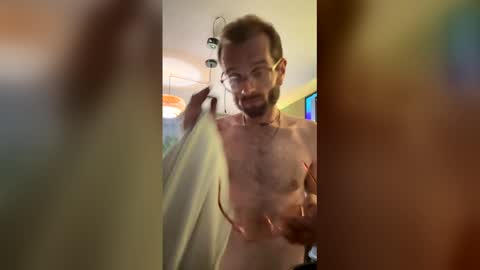 hung_hard_spun online show from June 3, 2026, 3:20 am