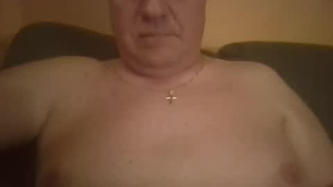 Snapshot of hungariandaddyy1975 chatting on October 19, 2025, 7:36 pm fatcockdaddy vastagfark magyar apuci online show from October 19, 2025, 7:36 pm