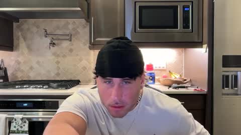 hungkingg22 online show from September 29, 2025, 3:28 pm