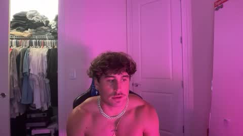 Snapshot of hungkingg22 chatting on April 7, 2026, 4:29 pm hungkingg22 online show from April 7, 2026, 4:29 pm