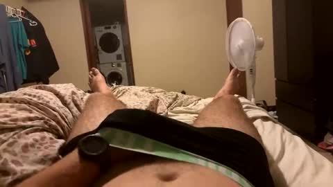 hunglefthard online show from December 21, 2025, 11:17 am