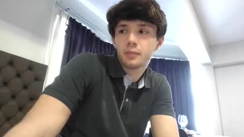 Snapshot of hunglikecrazyy chatting on March 4, 2026, 9:10 pm Tyler online show from March 4, 2026, 9:10 pm