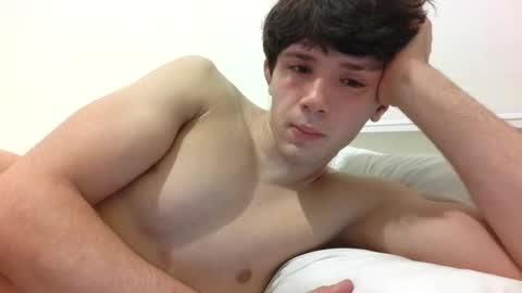 Snapshot of hunglikecrazyy chatting on March 6, 2026, 8:22 am Tyler online show from March 6, 2026, 8:22 am