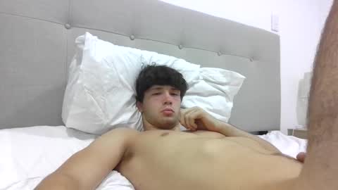 Snapshot of hunglikecrazyy chatting on March 11, 2026, 4:18 am Tyler online show from March 11, 2026, 4:18 am