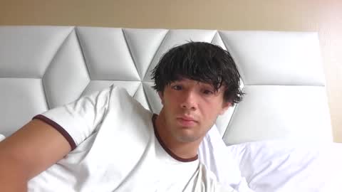 Snapshot of hunglikecrazyy chatting on April 1, 2026, 2:58 pm Tyler online show from April 1, 2026, 2:58 pm