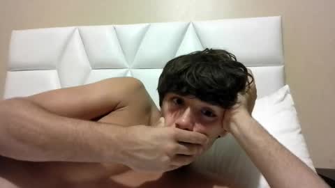 Snapshot of hunglikecrazyy chatting on April 2, 2026, 11:35 pm Tyler online show from April 2, 2026, 11:35 pm