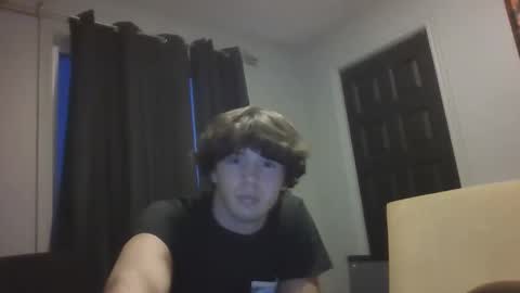 Snapshot of hunglikecrazyy chatting on May 23, 2026, 1:00 am Tyler online show from May 23, 2026, 1:00 am