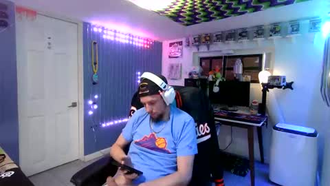 hungtxcock92 online show from March 11, 2026, 11:22 pm