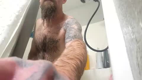 Hungwhiteboy87 online show from February 13, 2025, 1:48 pm