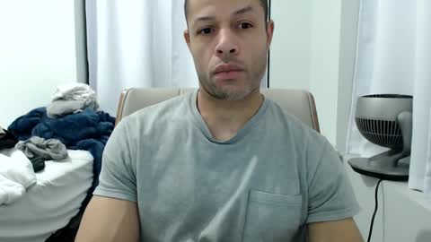 Snapshot of hungxpert chatting on March 12, 2025, 3:24 am hungxpert online show from March 12, 2025, 3:24 am