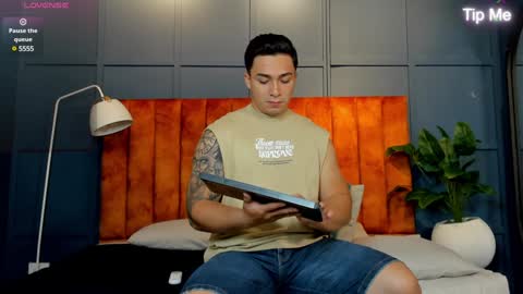 Snapshot of hunk_ryan chatting on February 4, 2025, 12:33 pm hunk_ryan online show from February 4, 2025, 12:33 pm