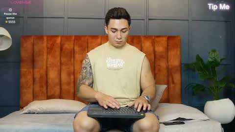 Snapshot of hunk_ryan chatting on March 12, 2025, 11:42 am hunk_ryan online show from March 12, 2025, 11:42 am