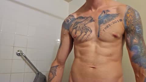 Snapshot of hunkwithglasses chatting on November 21, 2025, 3:05 am Wh8teboi online show from November 21, 2025, 3:05 am