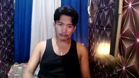 hunkylloyd online show from December 22, 2024, 11:52 pm