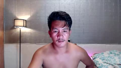 Snapshot of hunkylloyd chatting on March 26, 2026, 12:44 pm hunkylloyd online show from March 26, 2026, 12:44 pm
