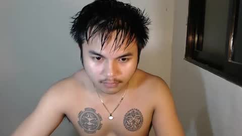 hunkyzeus online show from January 5, 2025, 1:58 pm