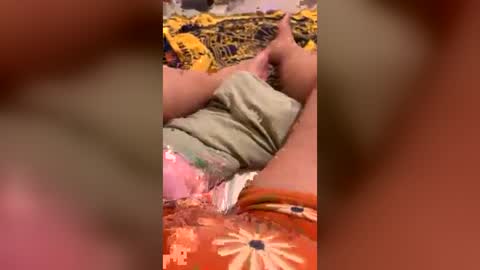 Snapshot of hunnybe33 chatting on July 1, 2026, 3:52 am hunnybe33 online show from July 1, 2026, 3:52 am