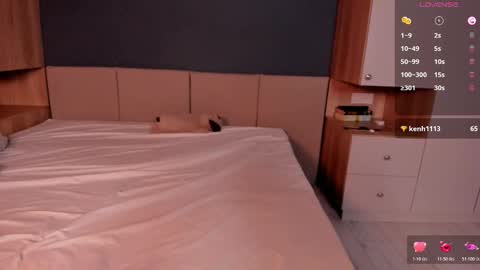 Hanna online show from December 19, 2025, 1:29 pm