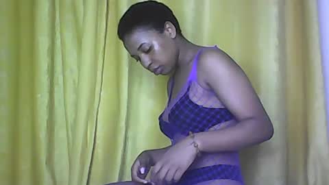 Snapshot of hunsweetpie chatting on September 15, 2025, 1:05 am hunsweetpie online show from September 15, 2025, 1:05 am