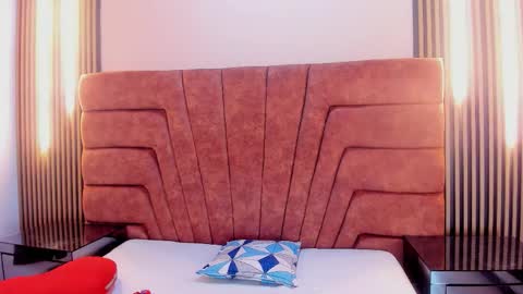 hunter online show from December 17, 2025, 3:56 am