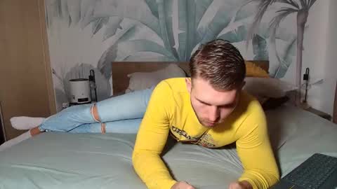 Hunter Bridges online show from October 4, 2025, 10:13 am