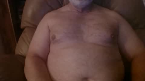 Snapshot of huntermark1 chatting on November 23, 2025, 4:34 am huntermark1 online show from November 23, 2025, 4:34 am