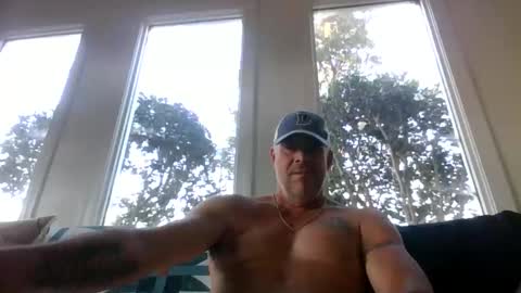 hunybager online show from November 7, 2025, 2:39 pm