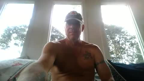 hunybager online show from November 19, 2025, 2:17 pm