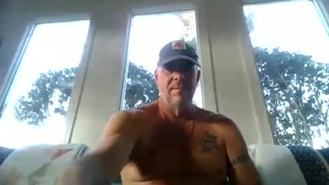 hunybager online show from November 20, 2025, 2:06 pm
