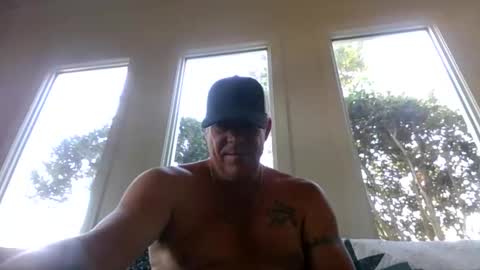 hunybager online show from May 20, 2026, 1:17 pm