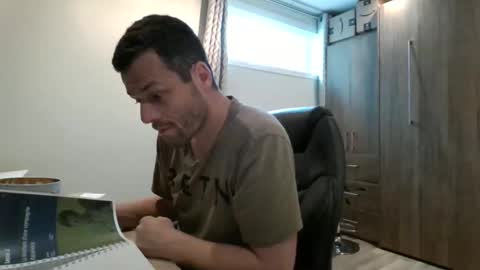 hurley7890 online show from November 29, 2025, 6:44 pm